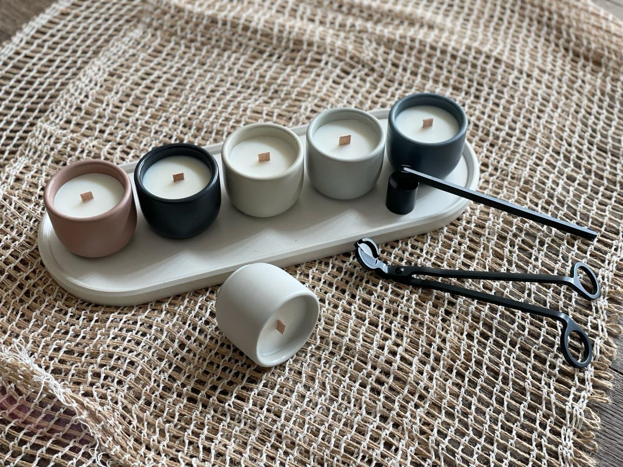 Set de 5 mini velas aromáticas con charola